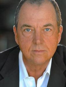 Gregory Itzin