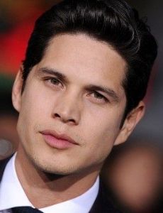 JD Pardo Photos | Who Is JD Pardo Dating? Girlfriend, Wife