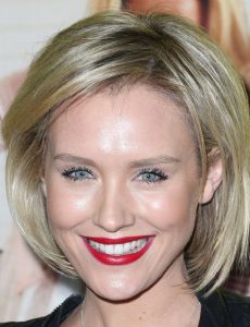 Nicky Whelan desktop Wallpapers