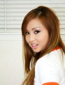 jennifer love hewitt sexgif tia tanaka barely legal