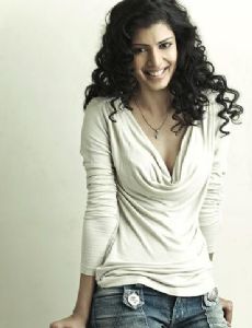 Tena Desae