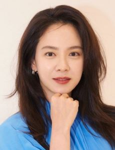 Song Ji-Hyo