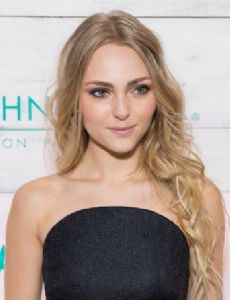 Annasophia Robb