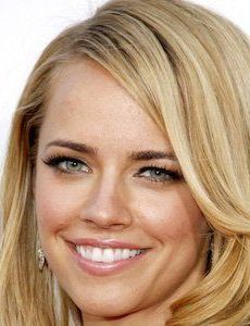 Jessica Barth