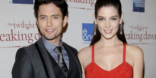How to control sex hormones in male Ashley greene y nina dobrev dating