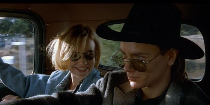 River Phoenix and Samantha Mathis