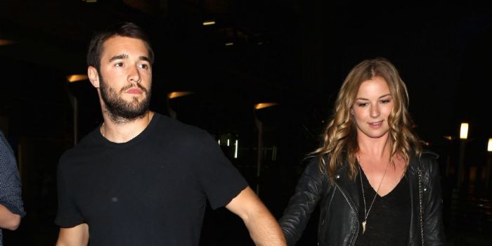 Emily VanCamp and Joshua Bowman