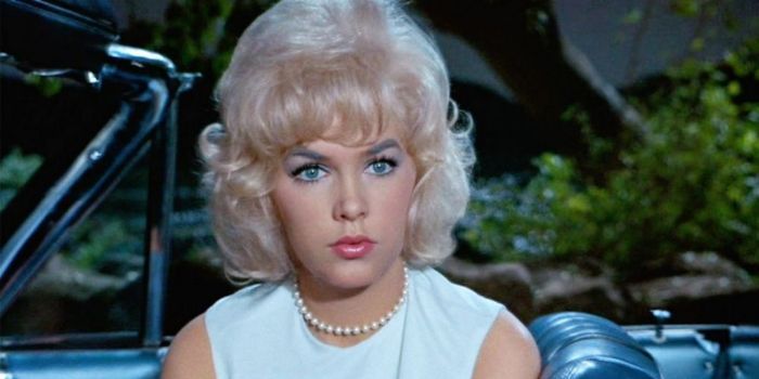 Stella Stevens