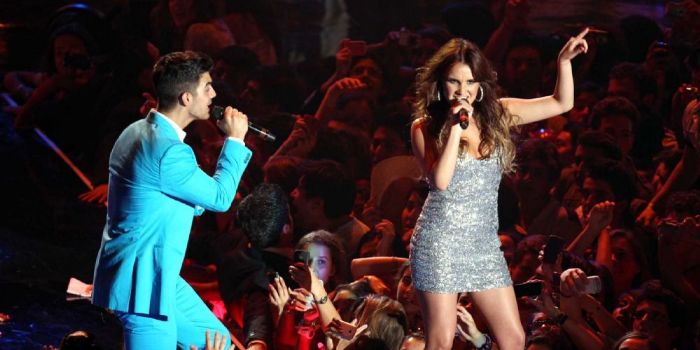 Joe Jonas and Dulce María