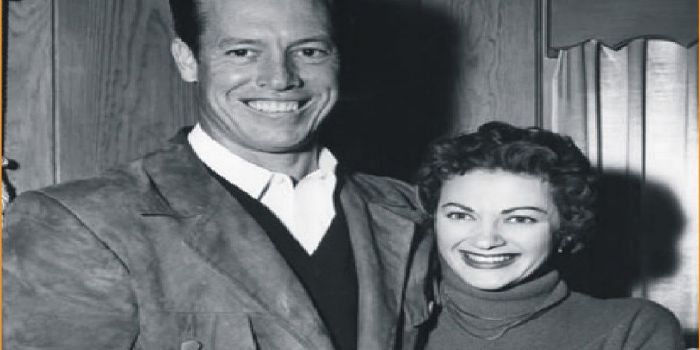 Yvonne De Carlo and Bob Morgan