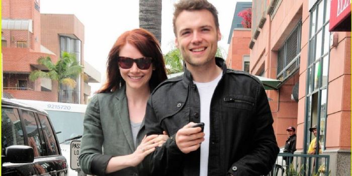 Bryce Dallas Howard and Seth Gabel