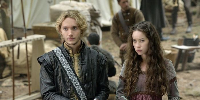 Anna Popplewell and Toby Regbo