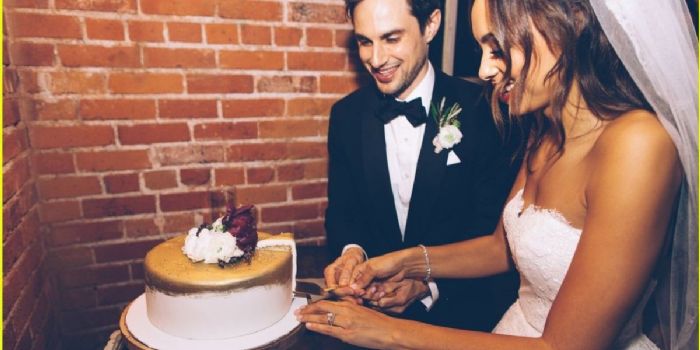 Amber Stevens and Andrew West
