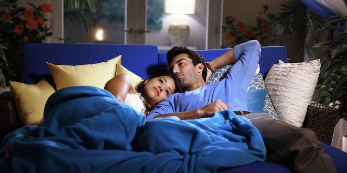 Gina Rodriguez and Justin Baldoni