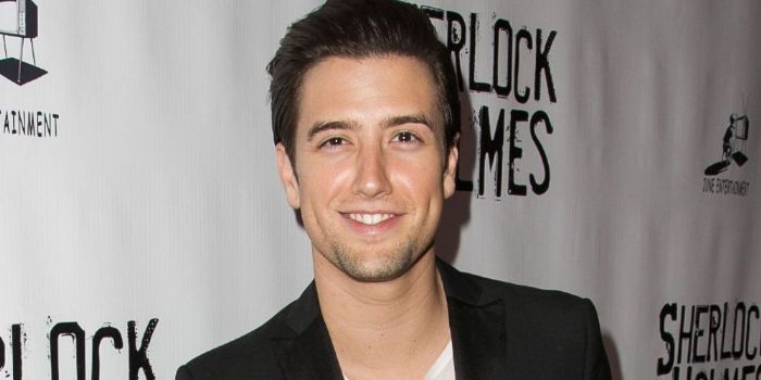 Logan Henderson