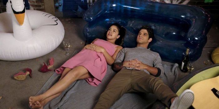 Gina Rodriguez and Tyler Posey
