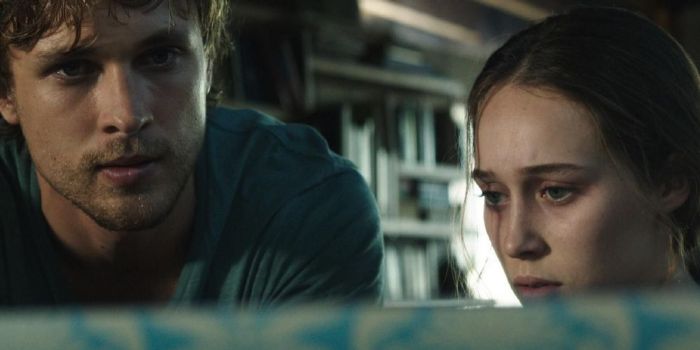 Alycia Debnam Carey and William Moseley