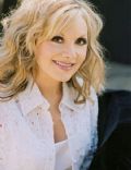 Stella Parton