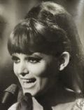 Zsuzsi Mary