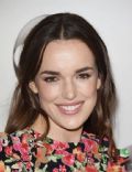 Elizabeth Henstridge