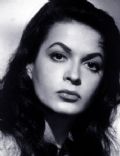 Eva Bartok
