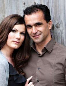 Roberto Martínez and Beth Thompson