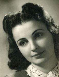 Ági Mészáros