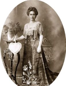 Theresa Laanui