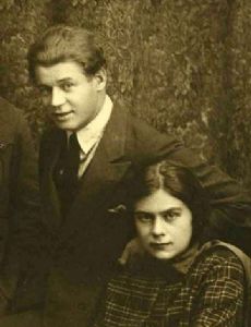 Sergei Esenin and Sofiya Yesenina-Tolstaya