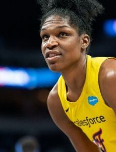 Teaira McCowan