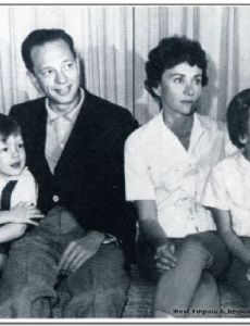 Don Knotts and Kathryn Metz