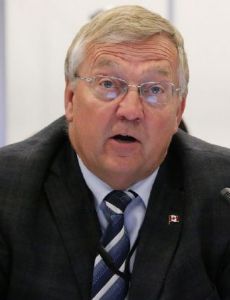 Earl Dreeshen