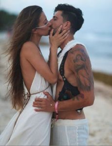 Jesse Wellens and Tawny Janae