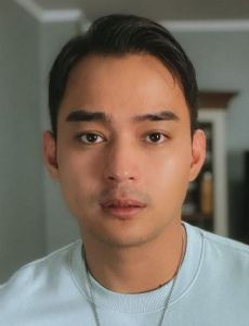 Vance Larena