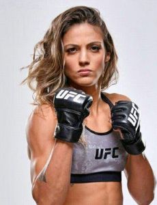 Poliana Botelho