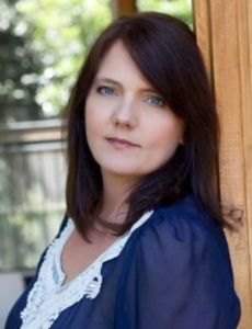 Casandra Campbell (Author)