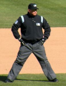 Mark Carlson (umpire)