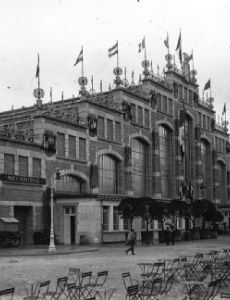 Halle Tony Garnier