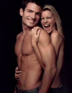 Aiden Turner and Kelli Giddish