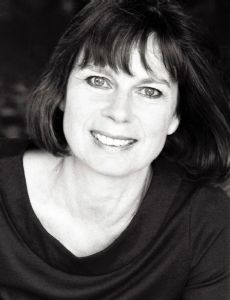 Julia Hills
