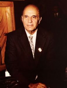 Leon Surmelian