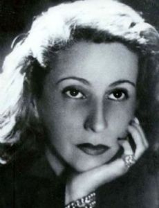 María Luisa Escobar