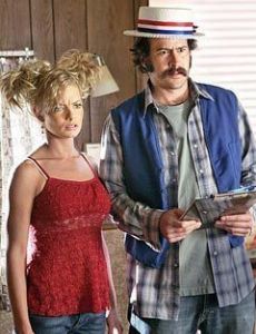 Jaime Pressly and Jason Lee
