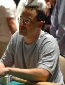 Chris Bell (poker player)