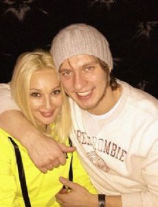 Lera Kudryavtseva and Igor Makarov (ice hockey)