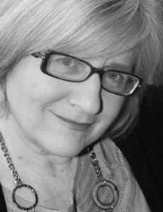 Lucy Newlyn