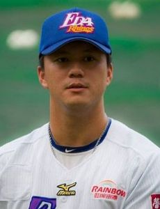 CPBL STATS 🪬🔮 on X: Today in Taiwan Baseball History 18 years ago,  Taiwanese right-hander 王建民 (Chien-Ming Wang) made his MLB debut with the  New York Yankees.  / X