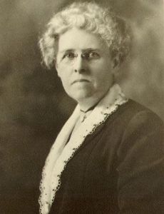Lola Baldwin