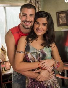 Cauã Reymond and Vanessa Giácomo