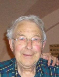 Manfred Roeder